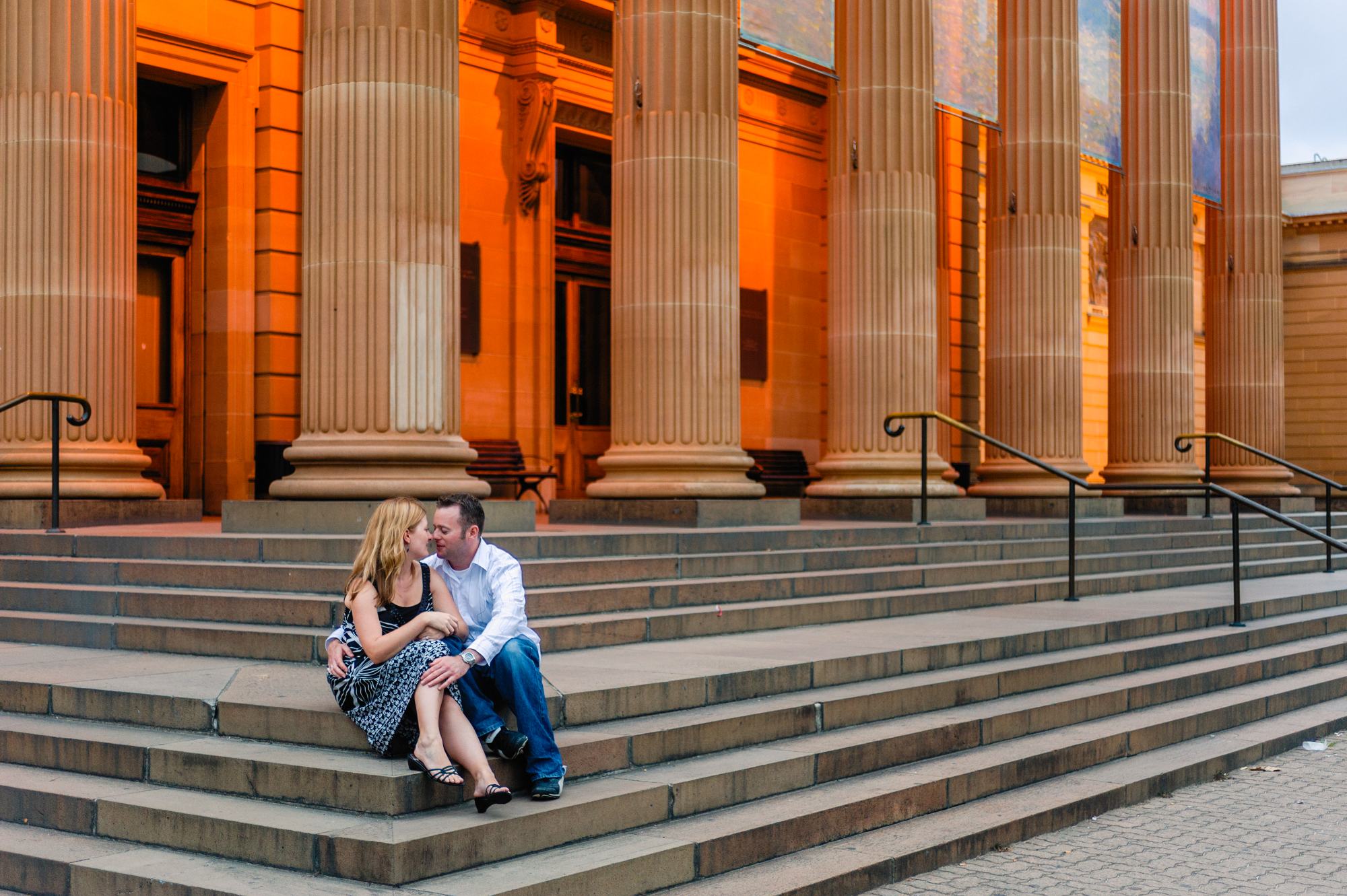 Pre-wedding photos at NSW Art Gallery