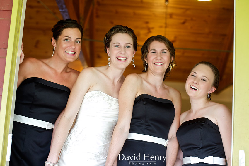 Jen and her bridesmaids