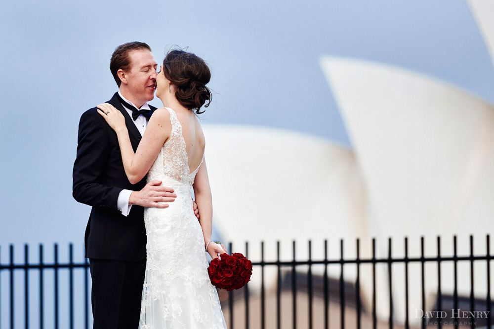 Wedding photos at Sydney Opera House