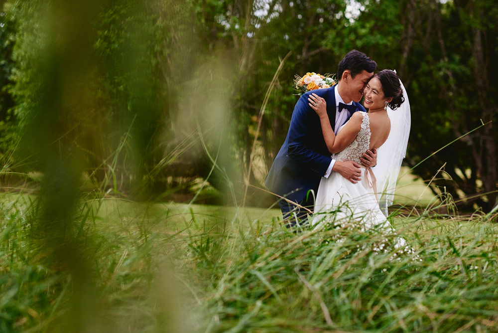 Wedding photos in the grounds of Peppers Craigieburn