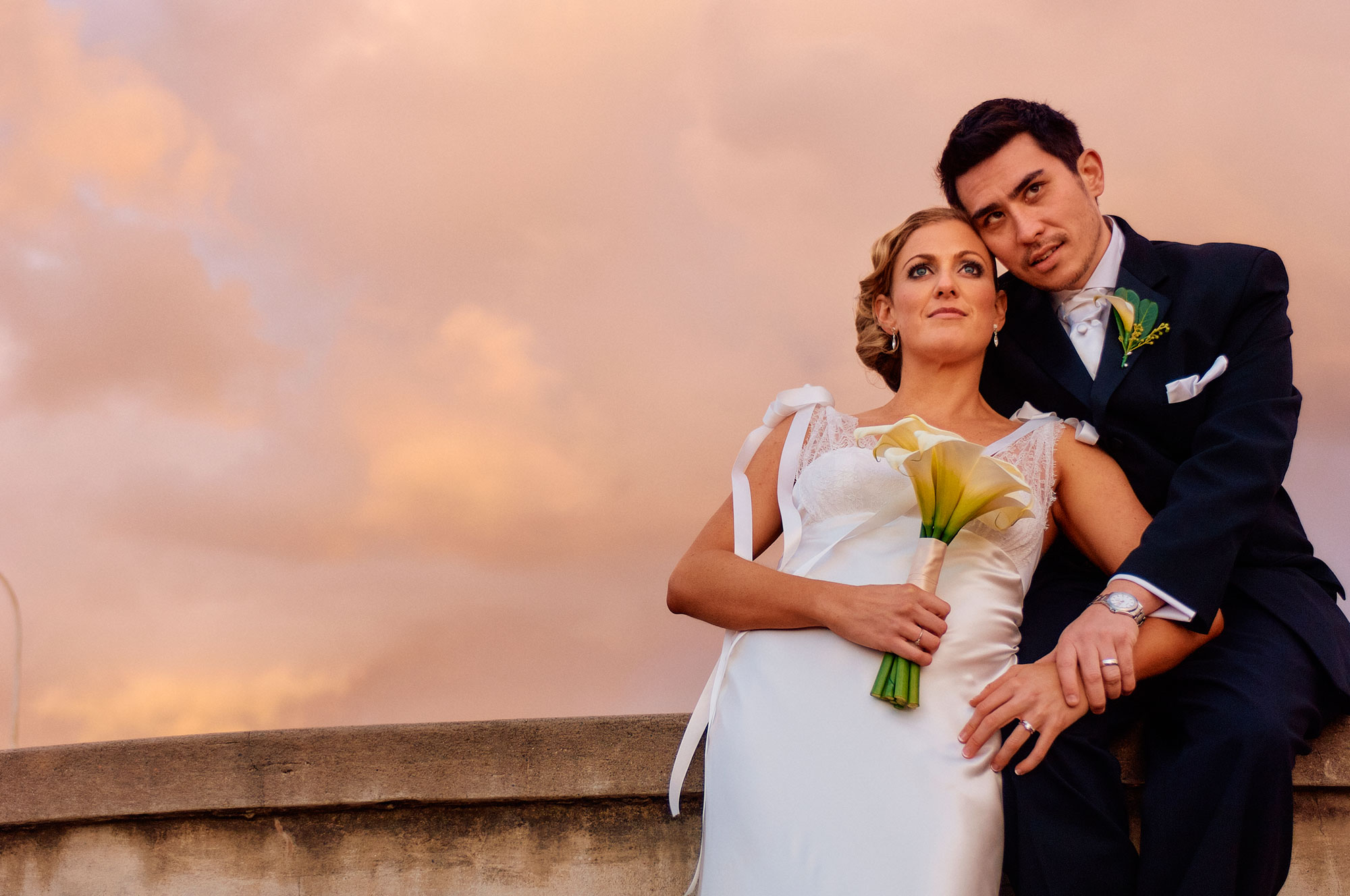 Sunset wedding photos in Bondi