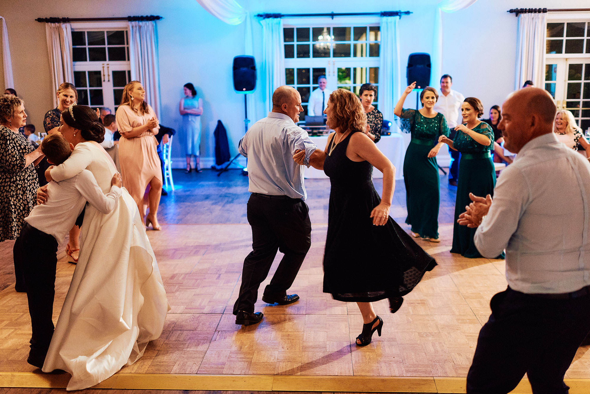 Dancing at Milton Park wedding