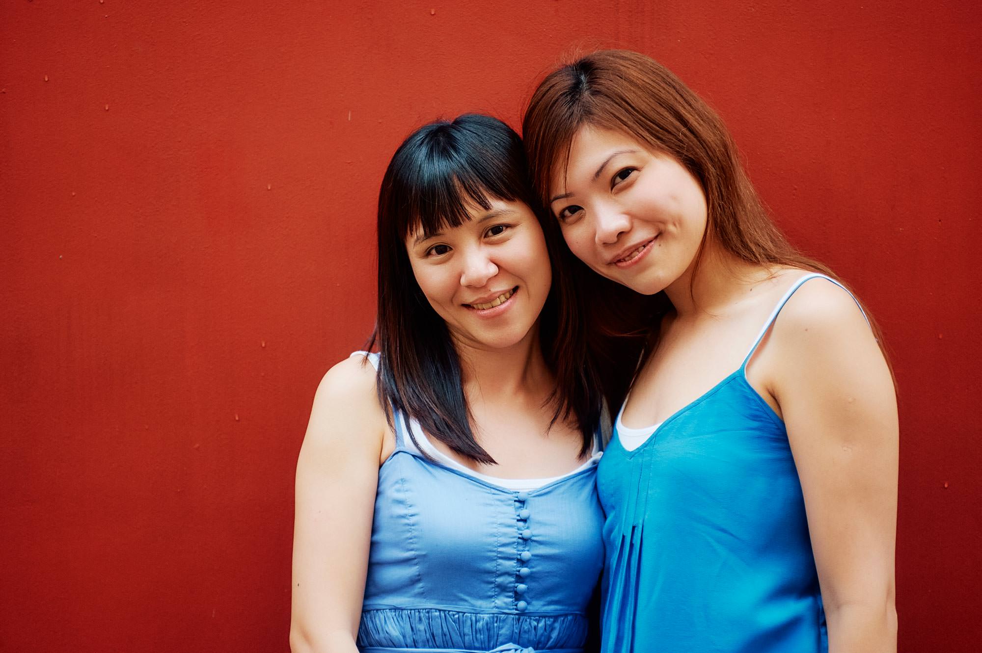 Singapore Portraits: Natasha and Viki
